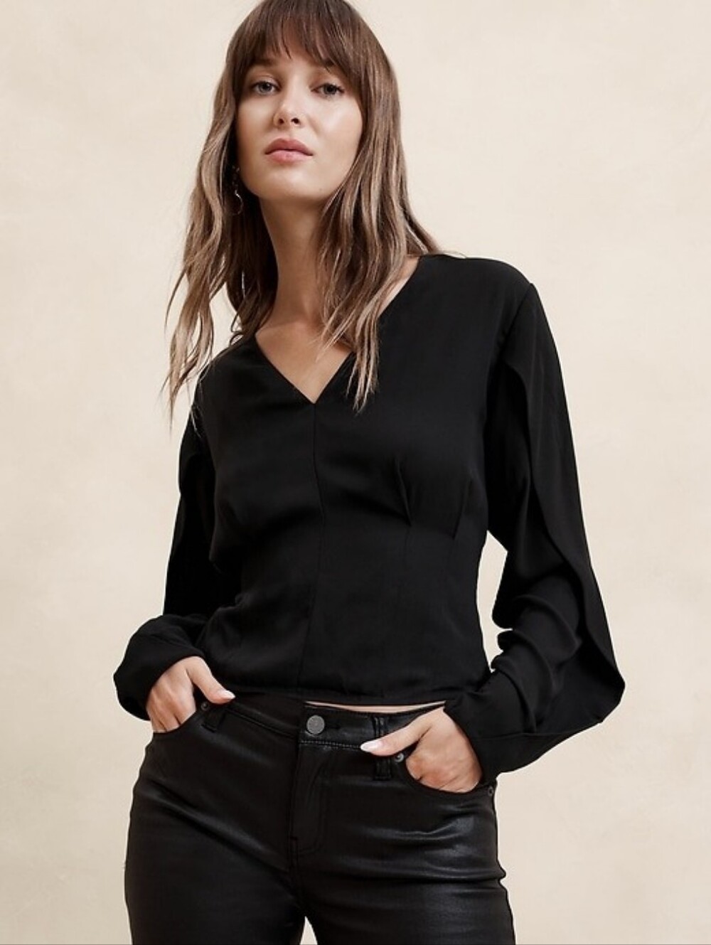 Banana Republic Black V-Neck Long Sleeve Blouse - Size 10 - New With Tags